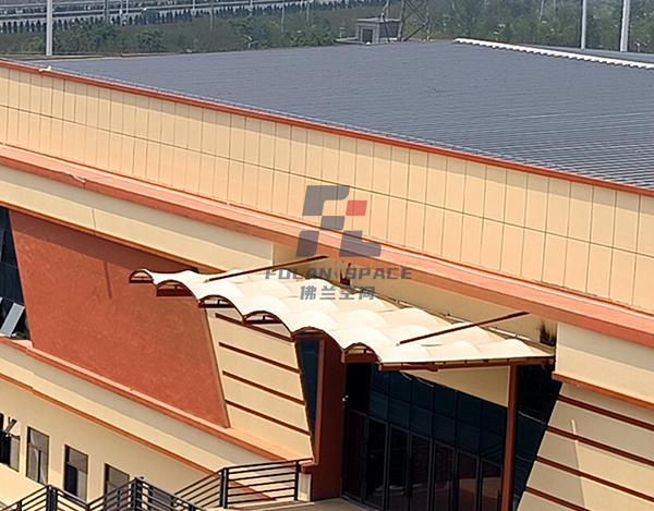 陸良北辰中學音體館門頭